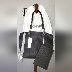 NWT 3 PCS SET CALVIN KLEIN BAG